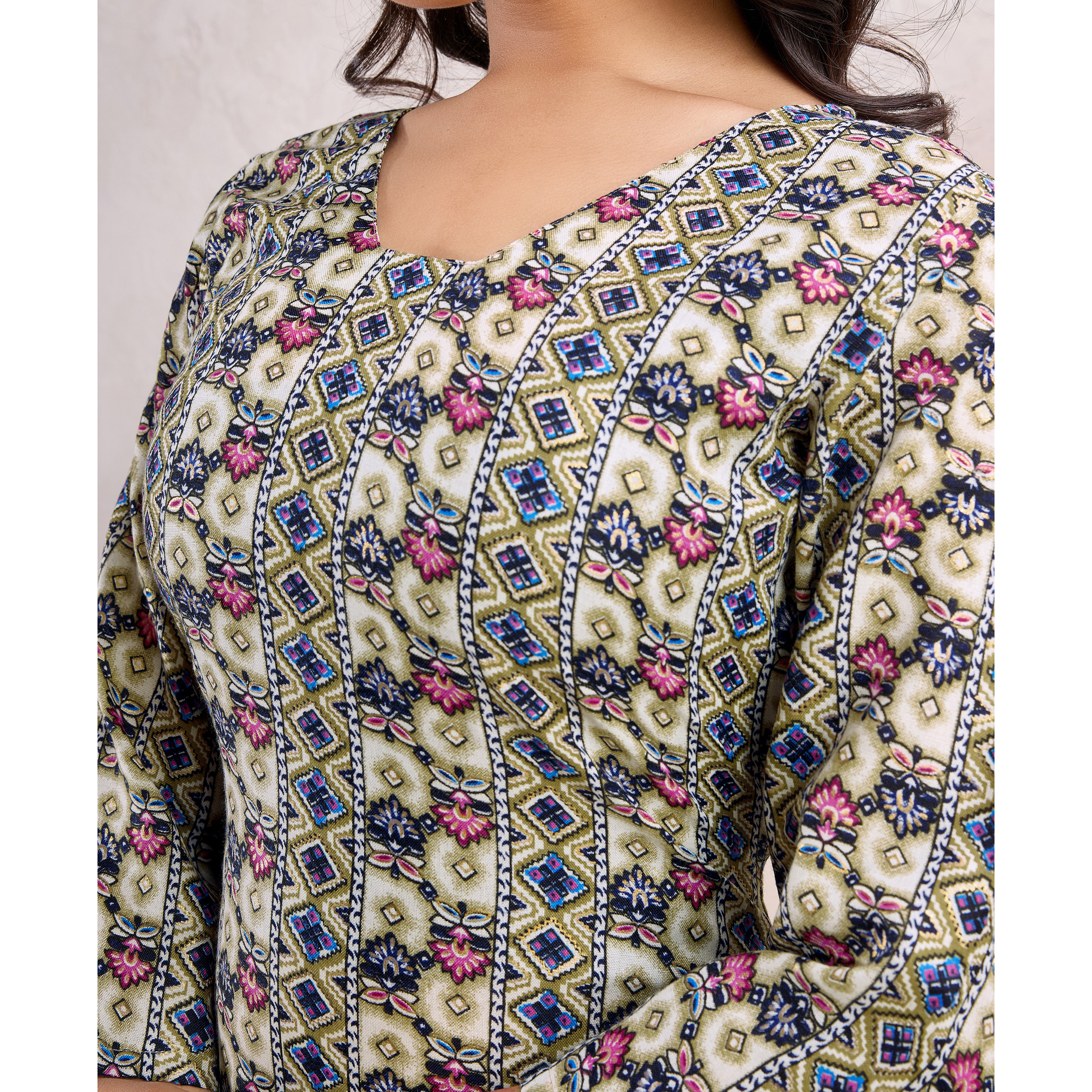 MOJILAA Women's Khaki Linen Silk Floral Printed Straight Kurta