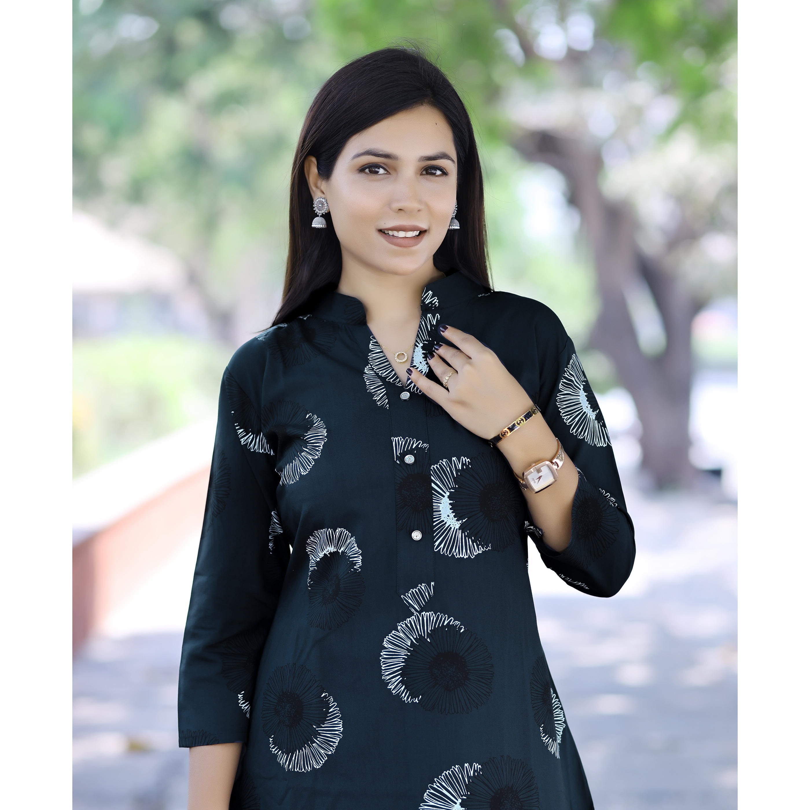 MOJILAA Women's Navy Blue Rayon Viscose 21 KG Floral & Leaf Printed Causal Co-ord Set