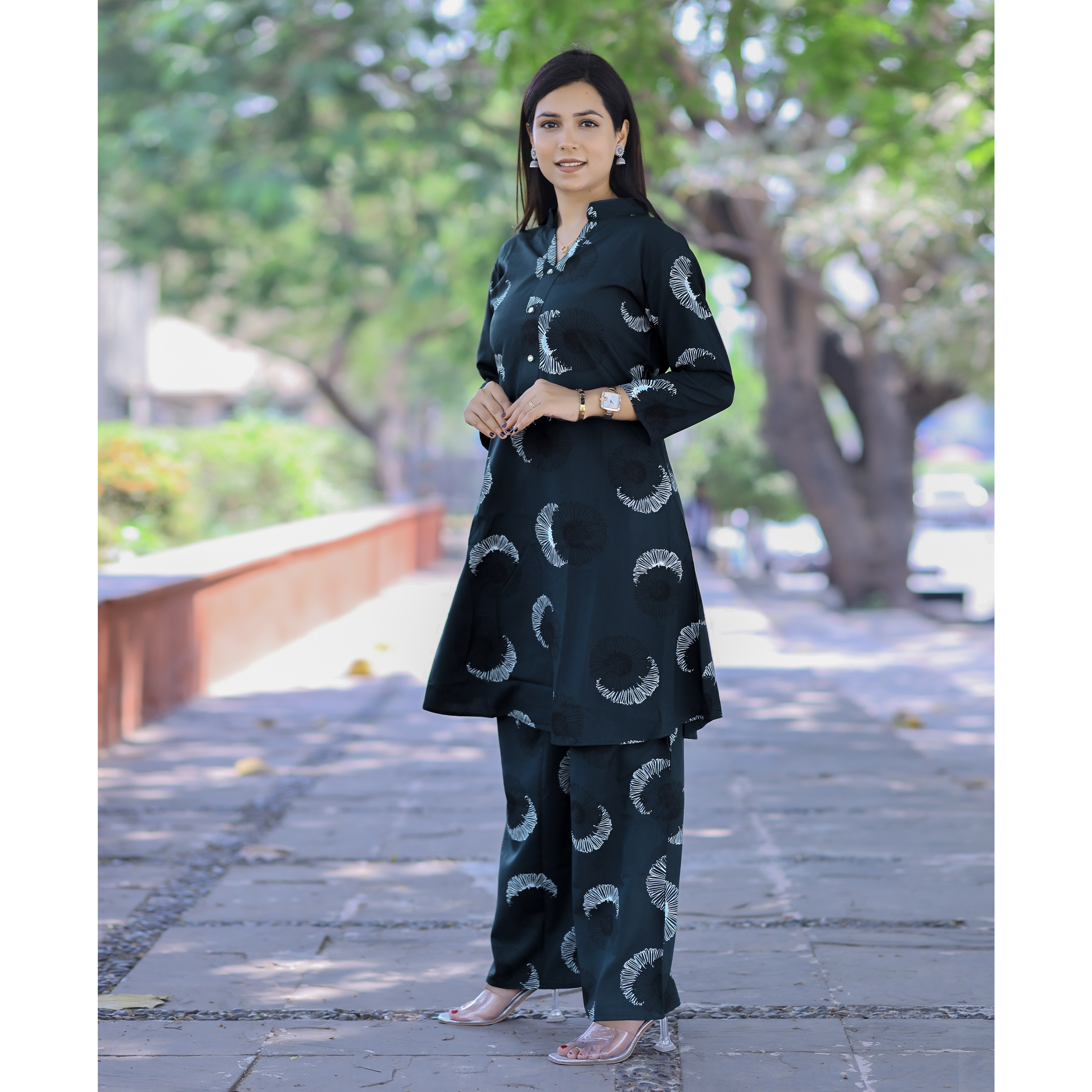 MOJILAA Women's Navy Blue Rayon Viscose 21 KG Floral & Leaf Printed Causal Co-ord Set