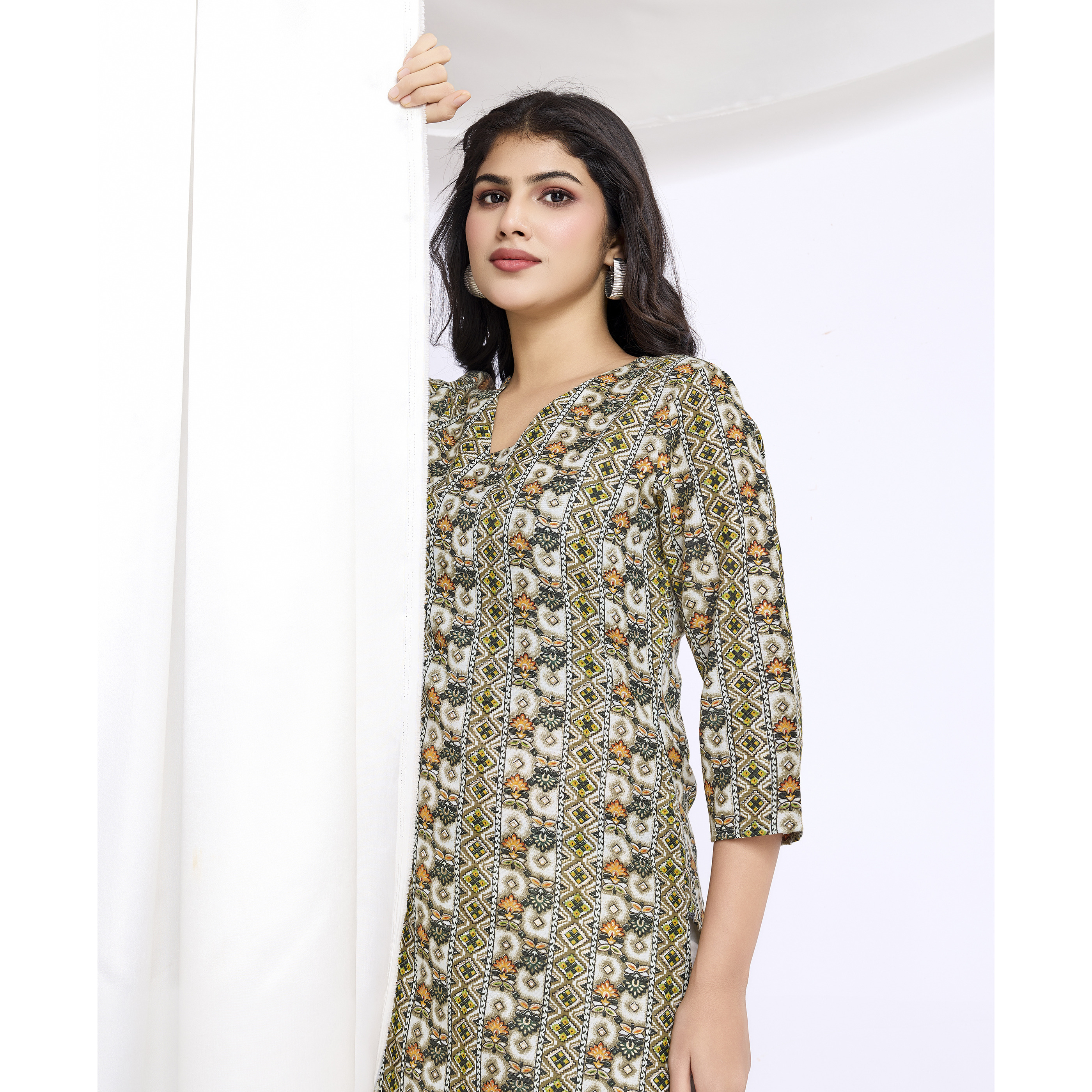 MOJILAA Women's Olive Green Linen Silk Geometric Printed Straight Kurta