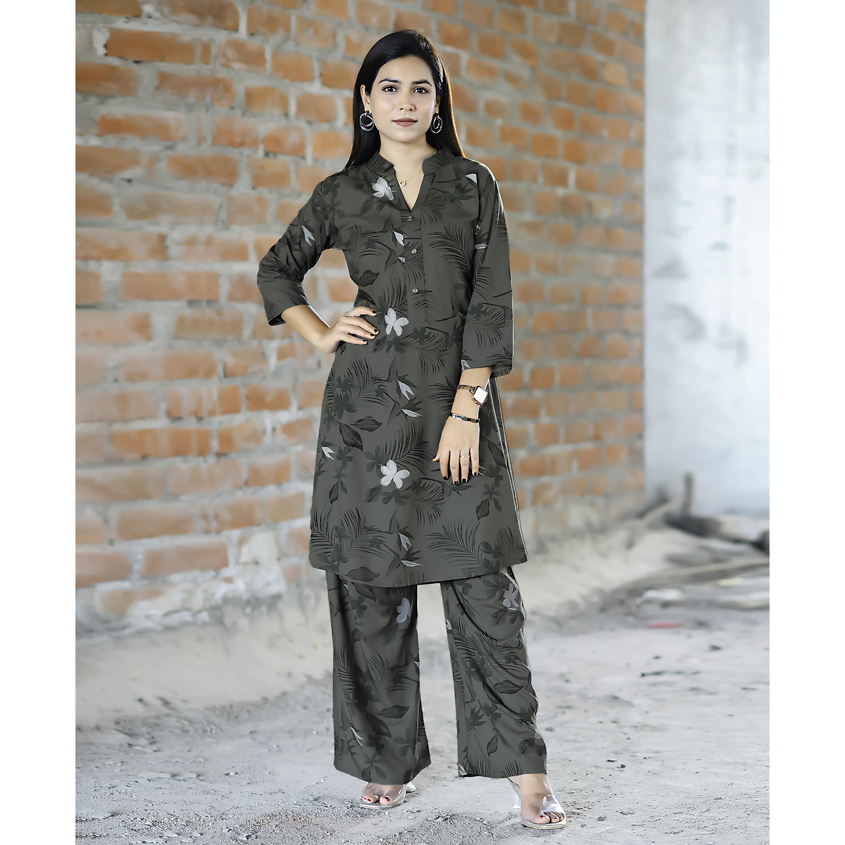 MOJILAA Women's Olive Rayon Viscose 21 KG Floral & Leaf Printed Causal Co-ord Set
