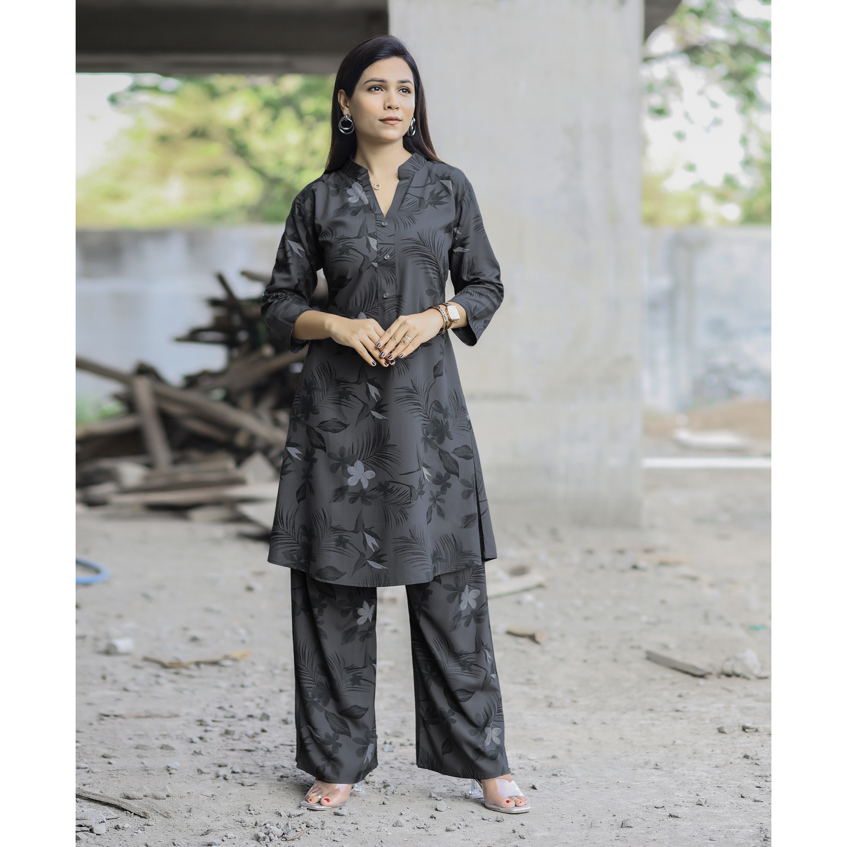 MOJILAA Women's Olive Rayon Viscose 21 KG Floral & Leaf Printed Causal Co-ord Set