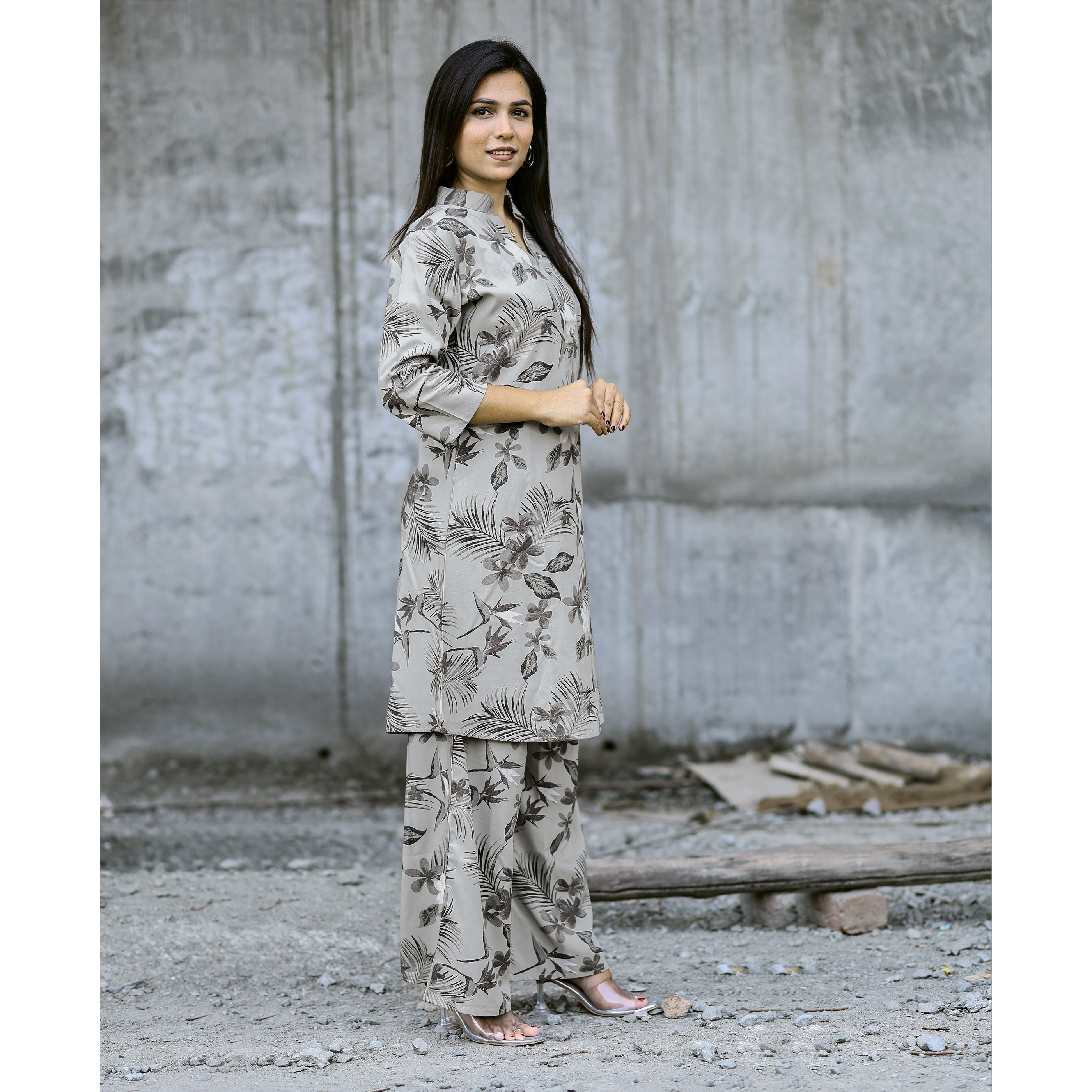 MOJILAA Women's Tan Rayon Viscose 21 KG Floral & Leaf Printed Causal Co-ord Set
