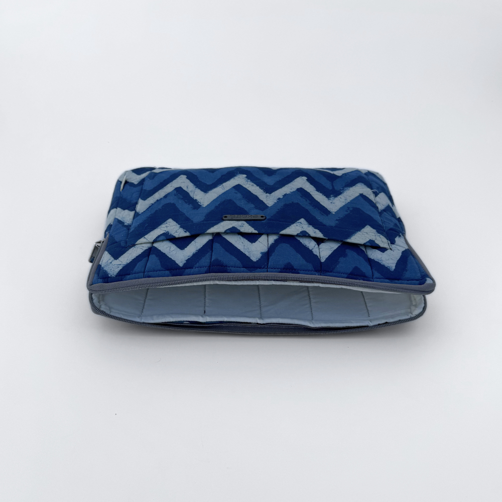 Cotton Laptop Sleeve/Cover - Indigo Chevron - 13 inches