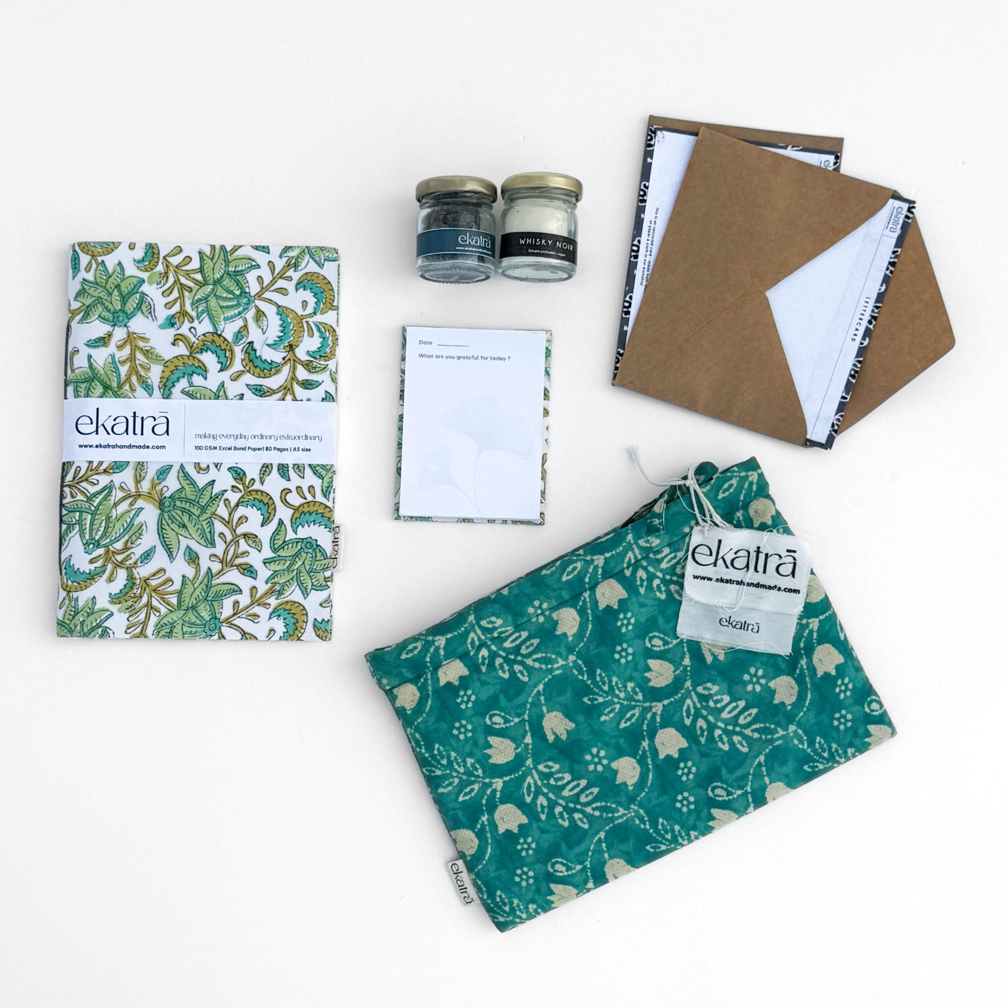 Sustainableratitude Hamper by Ekatra -Reen Leaf floral