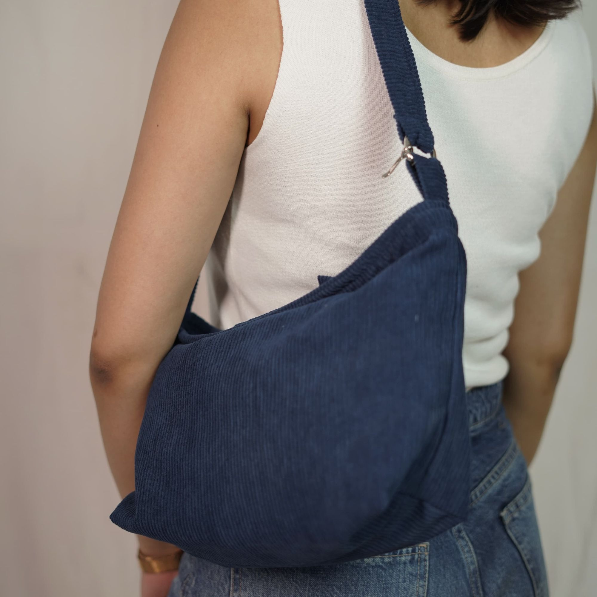 Minimalist Corduroy Sling Bag -Vincent Blue