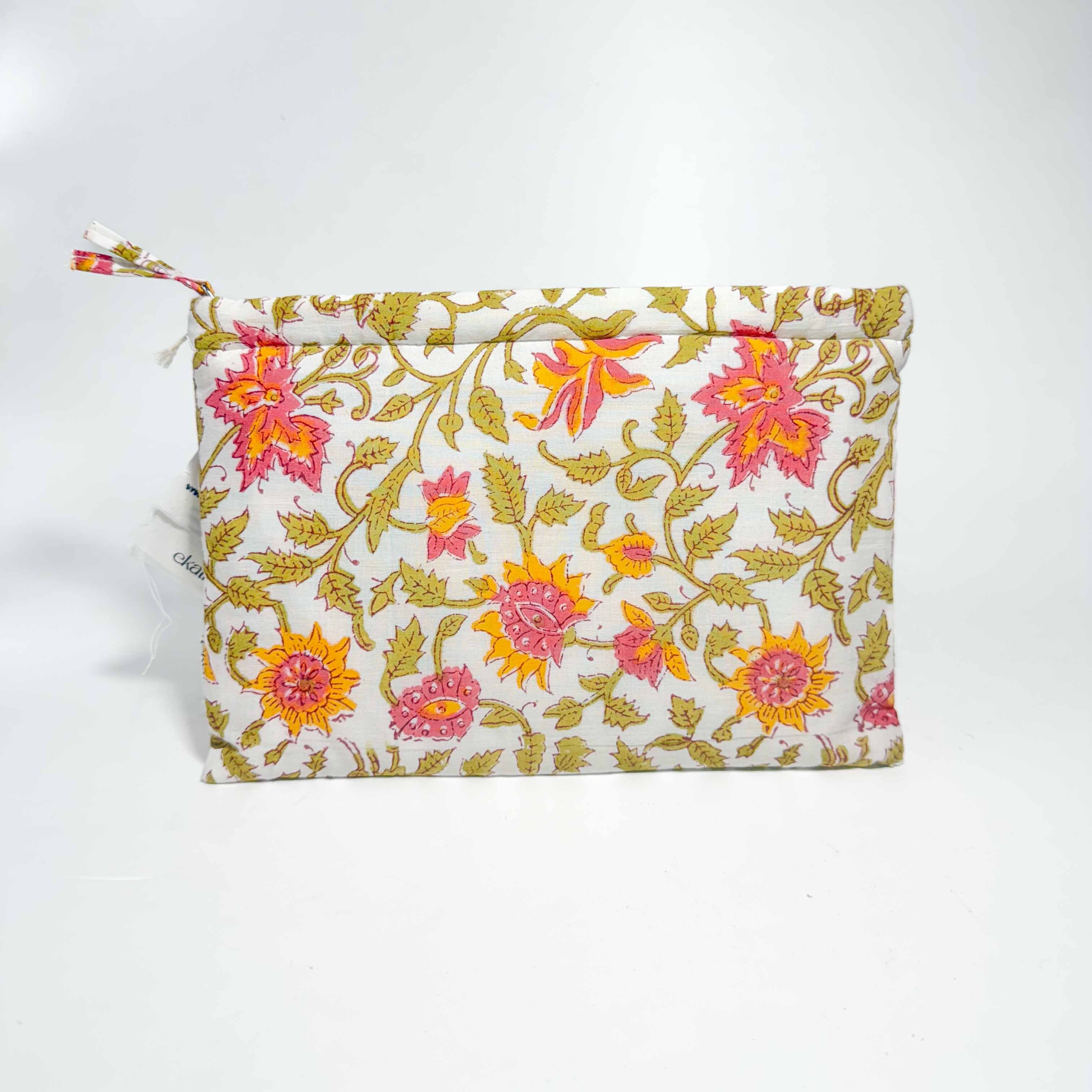 Sustainable Cotton Travel Pouch/Organizer by Ekatra - Pink Floral