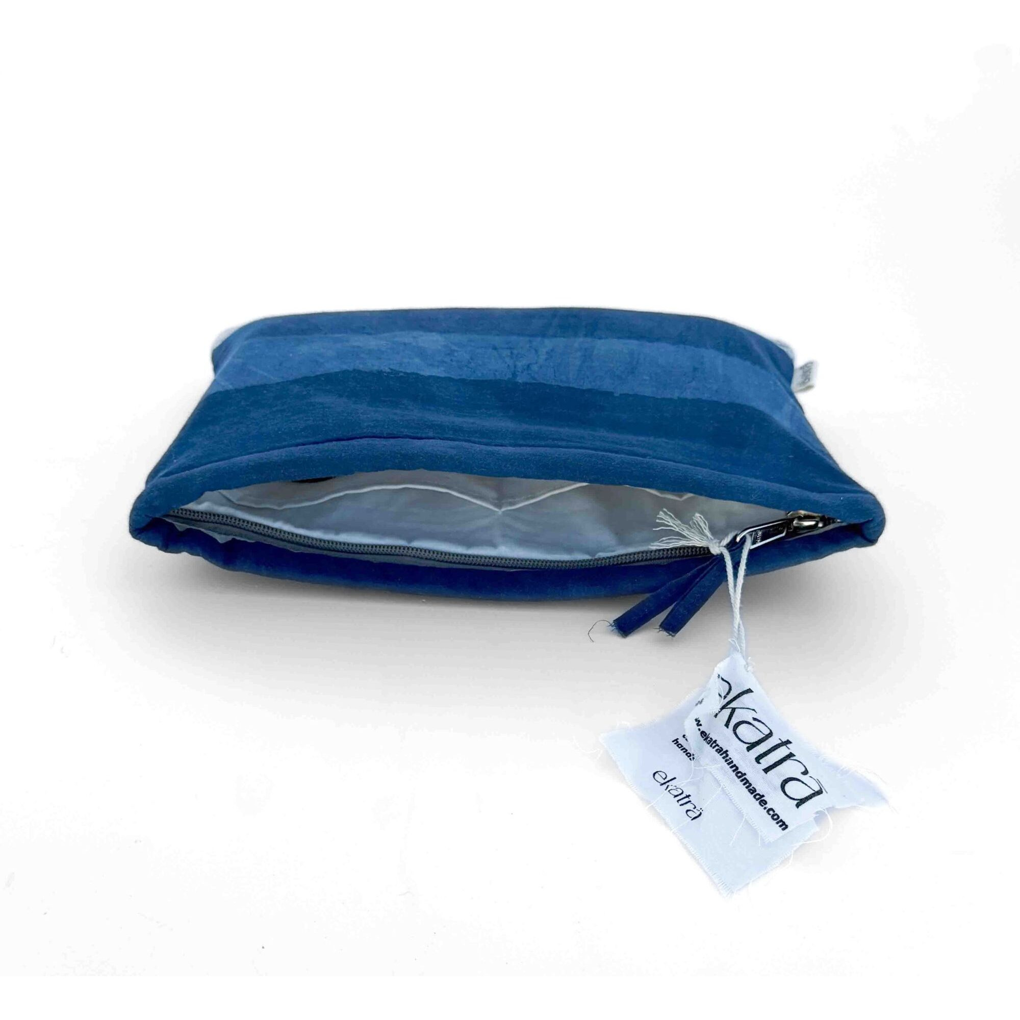 Sustainable Cotton Travel Pouch/Organizer by Ekatra -Indigo Stripes