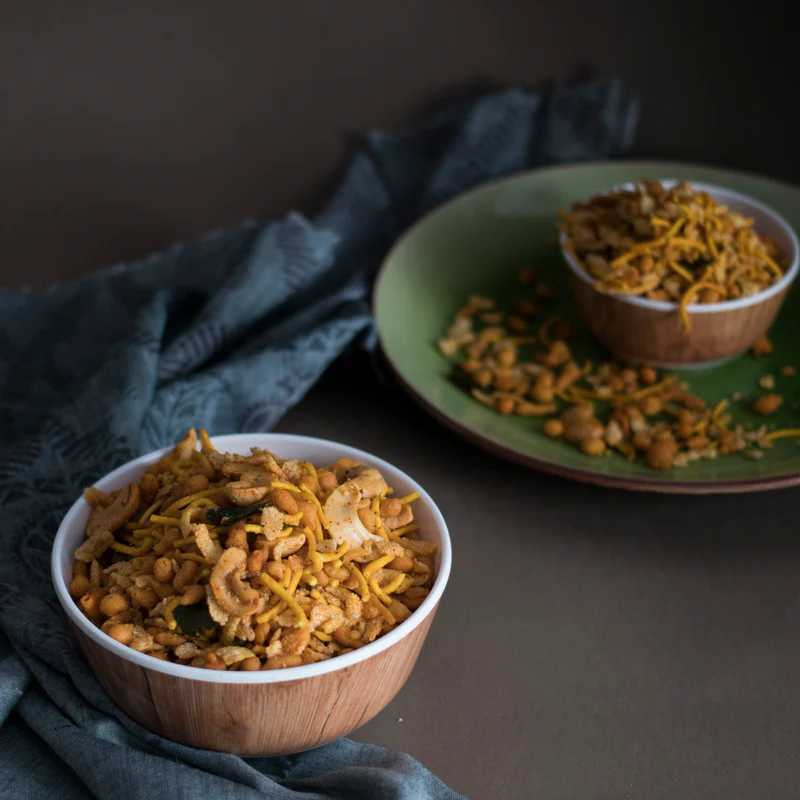 Almond House Special Connoisseur Celebration Box With Rakhi