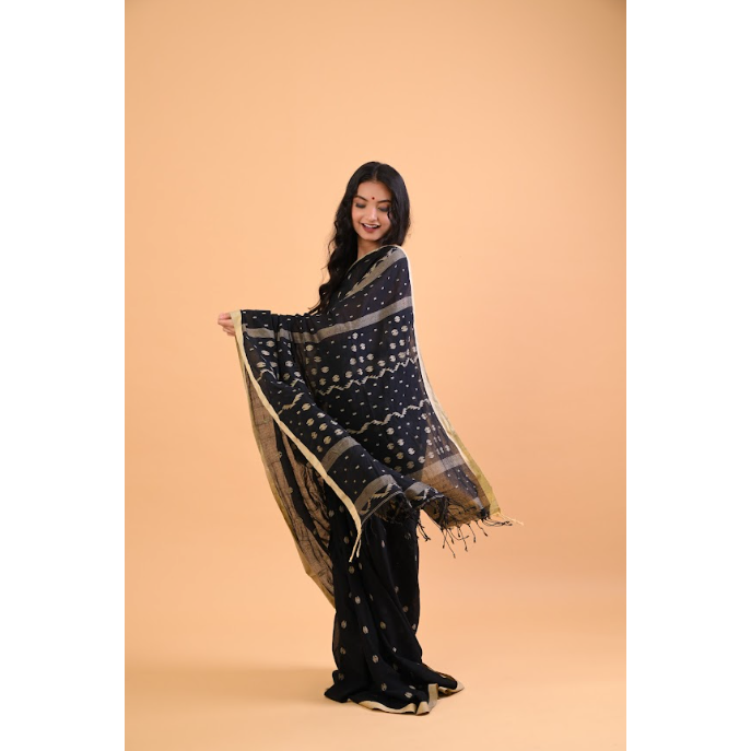 Black Beauty Jamdani Saree
