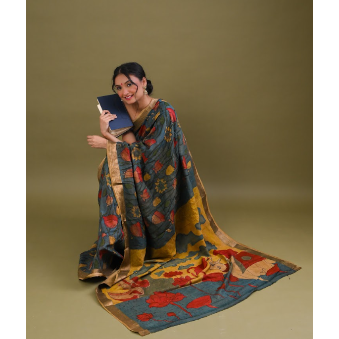 Kalamkari ki kala saree