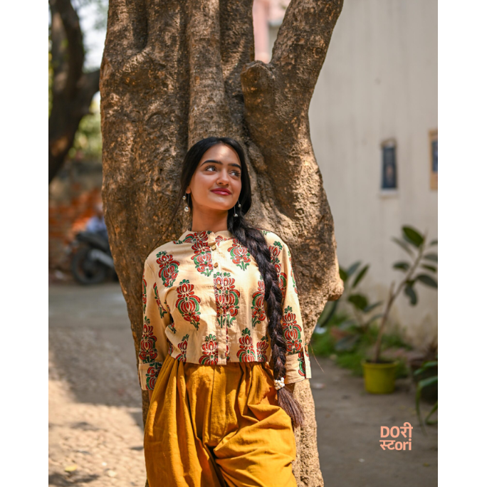 European Buti Crop Top