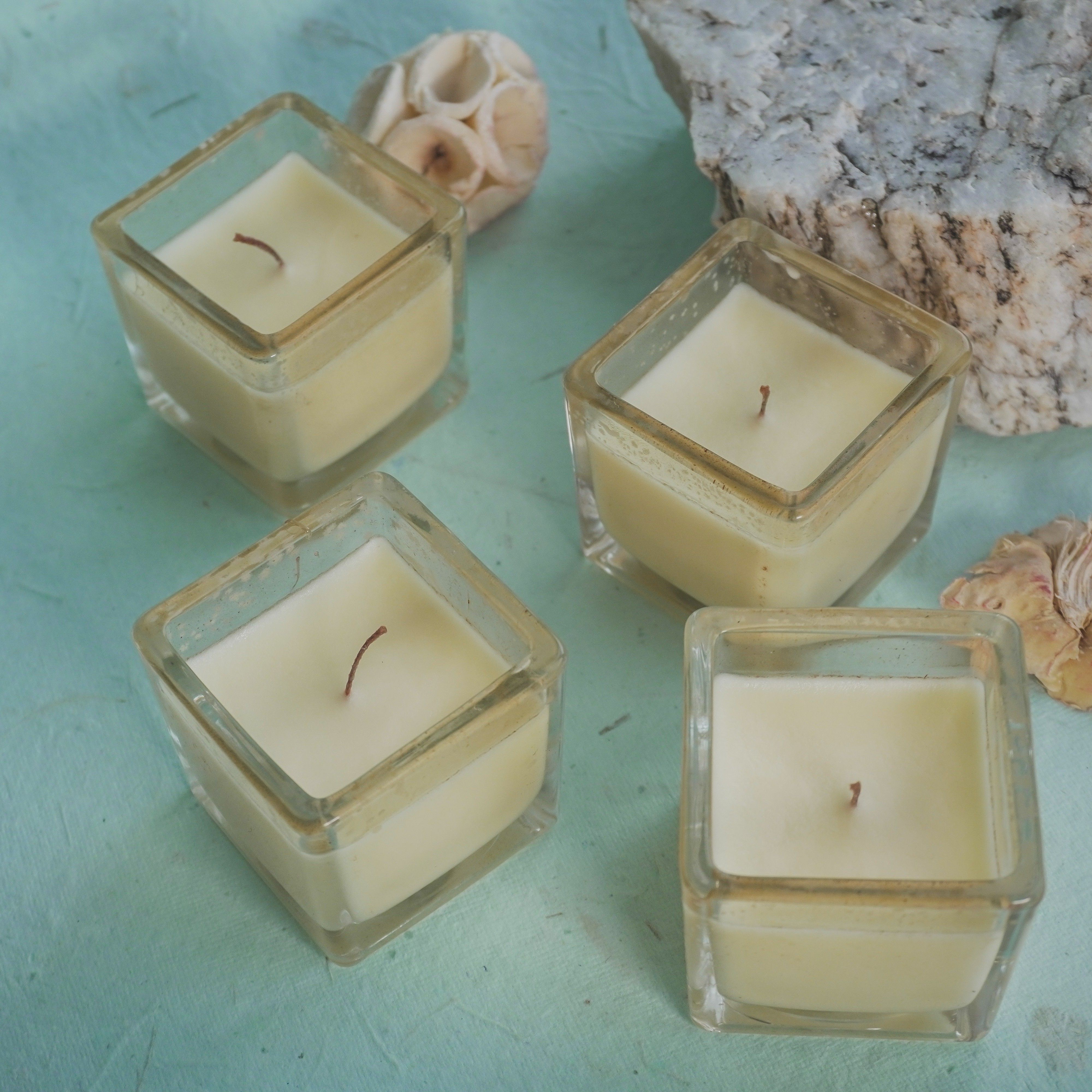 Aura Home Fragrances Square Diamond Glass Vanilla Scented Candles, Pack of 4 Candle (White, Pack of 4)