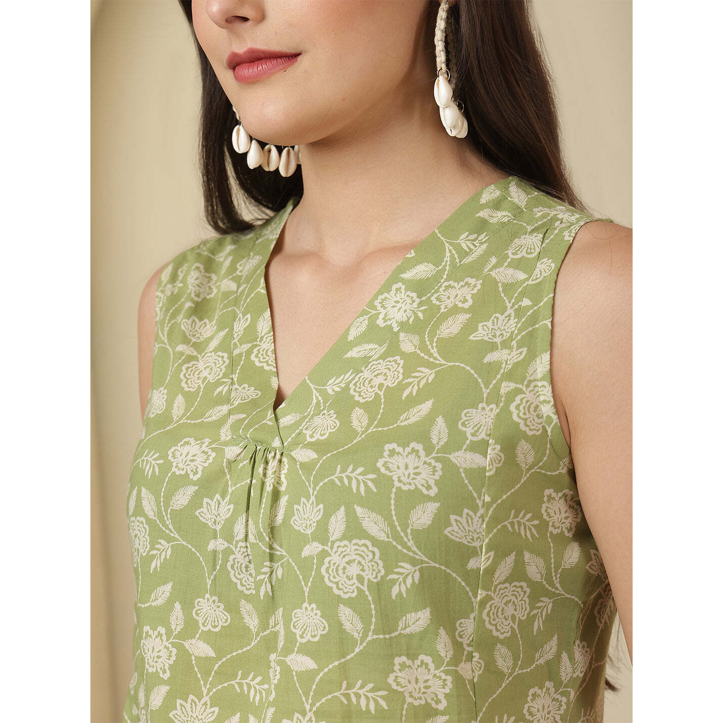 Green Sleeveless Top for Women