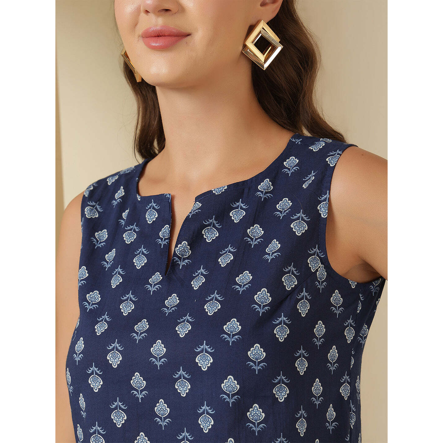 Women Blue Printed Straight Top