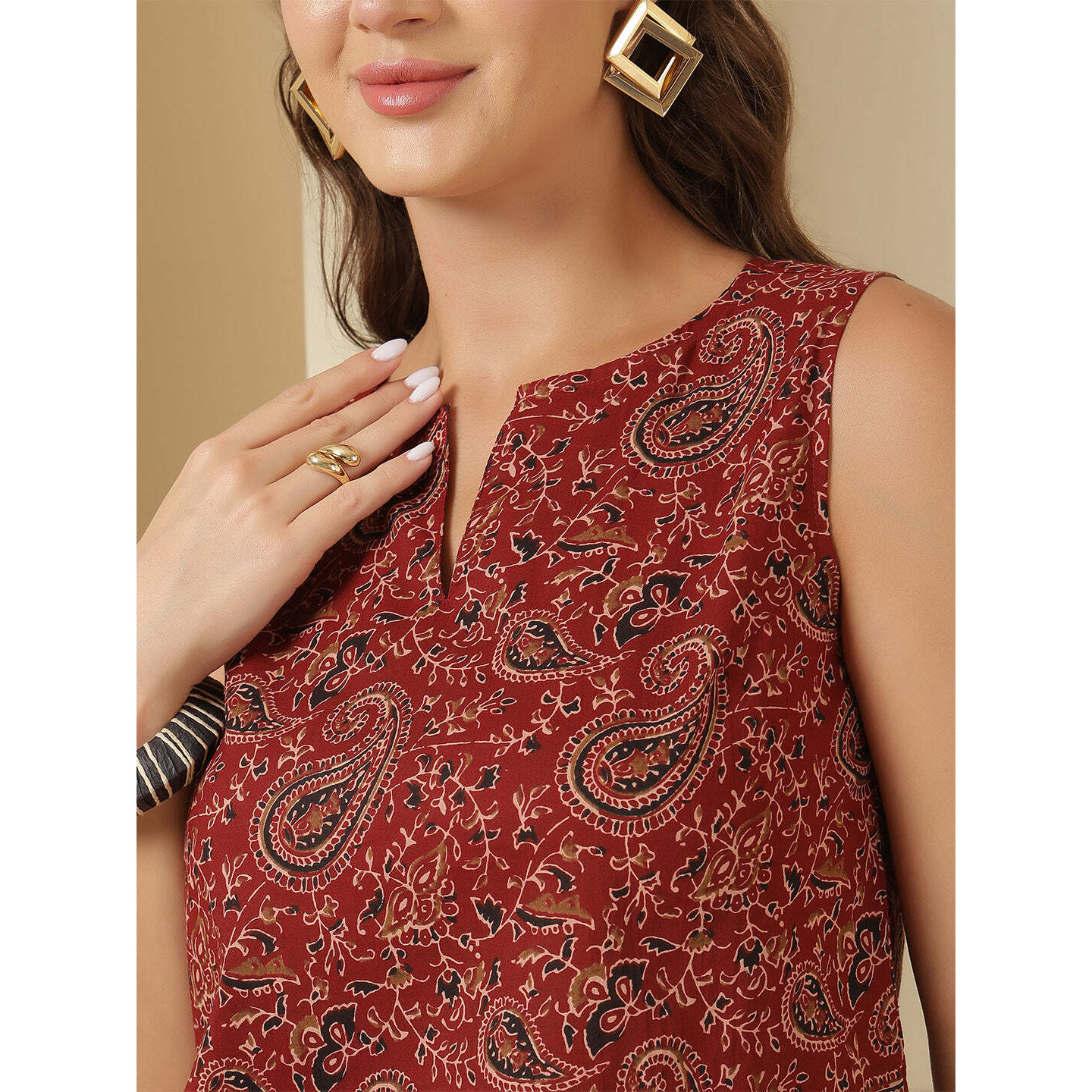 Women Maroon Printed Straight Top