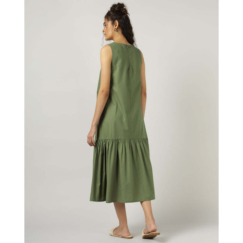 Green Sleeveless Maxi Dress with Flowy Gathered Hem