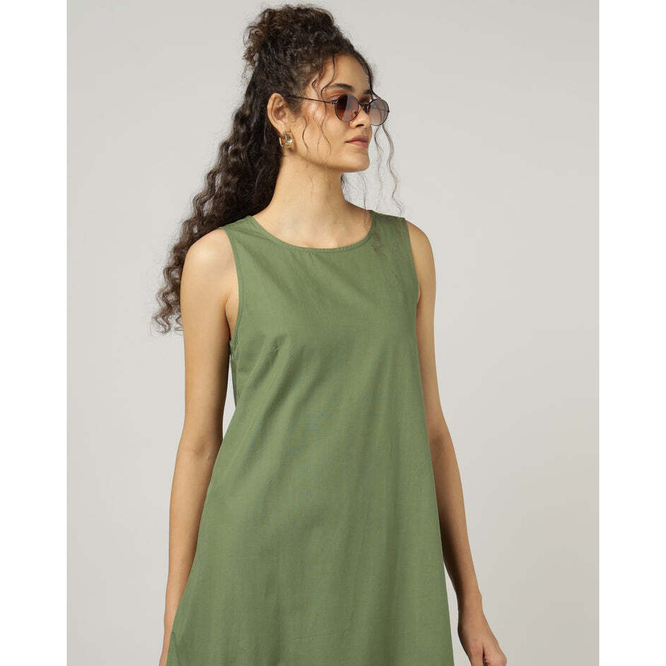 Green Sleeveless Maxi Dress with Flowy Gathered Hem