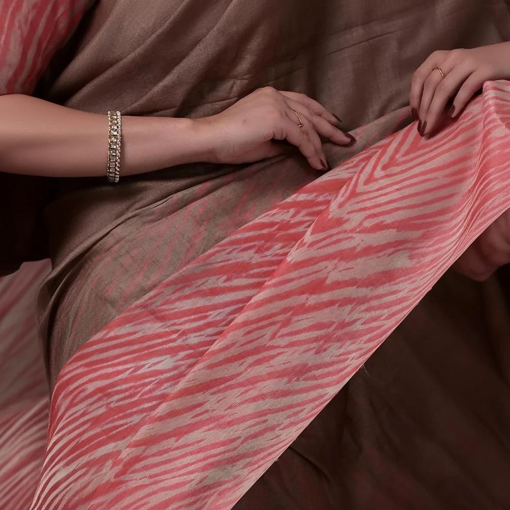 Dhanak - Brown Carrot Red Arashi Shibori Saree In Tussar Silk