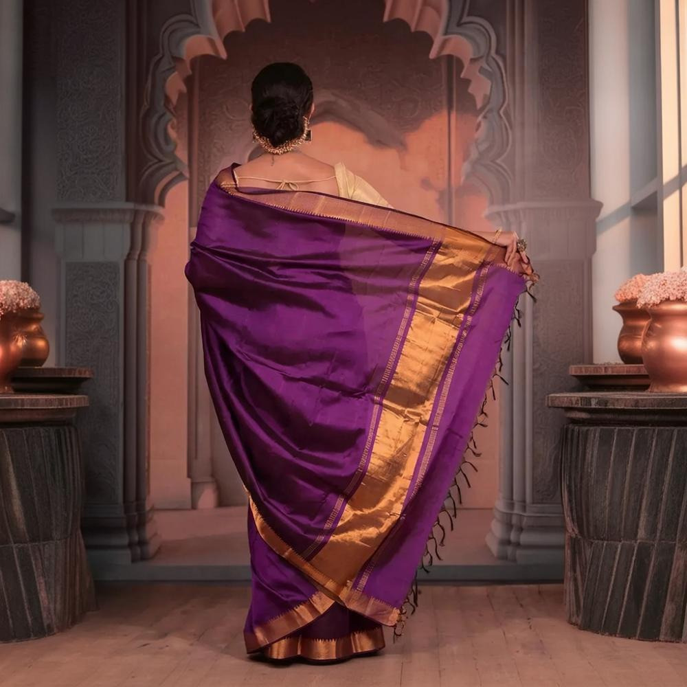 BHADRA - Elegant Mangalgiri Silk Saree with Lustrous Gold Border