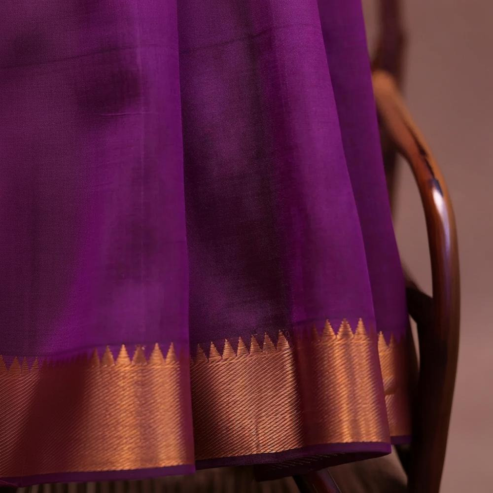 BHADRA - Elegant Mangalgiri Silk Saree with Lustrous Gold Border