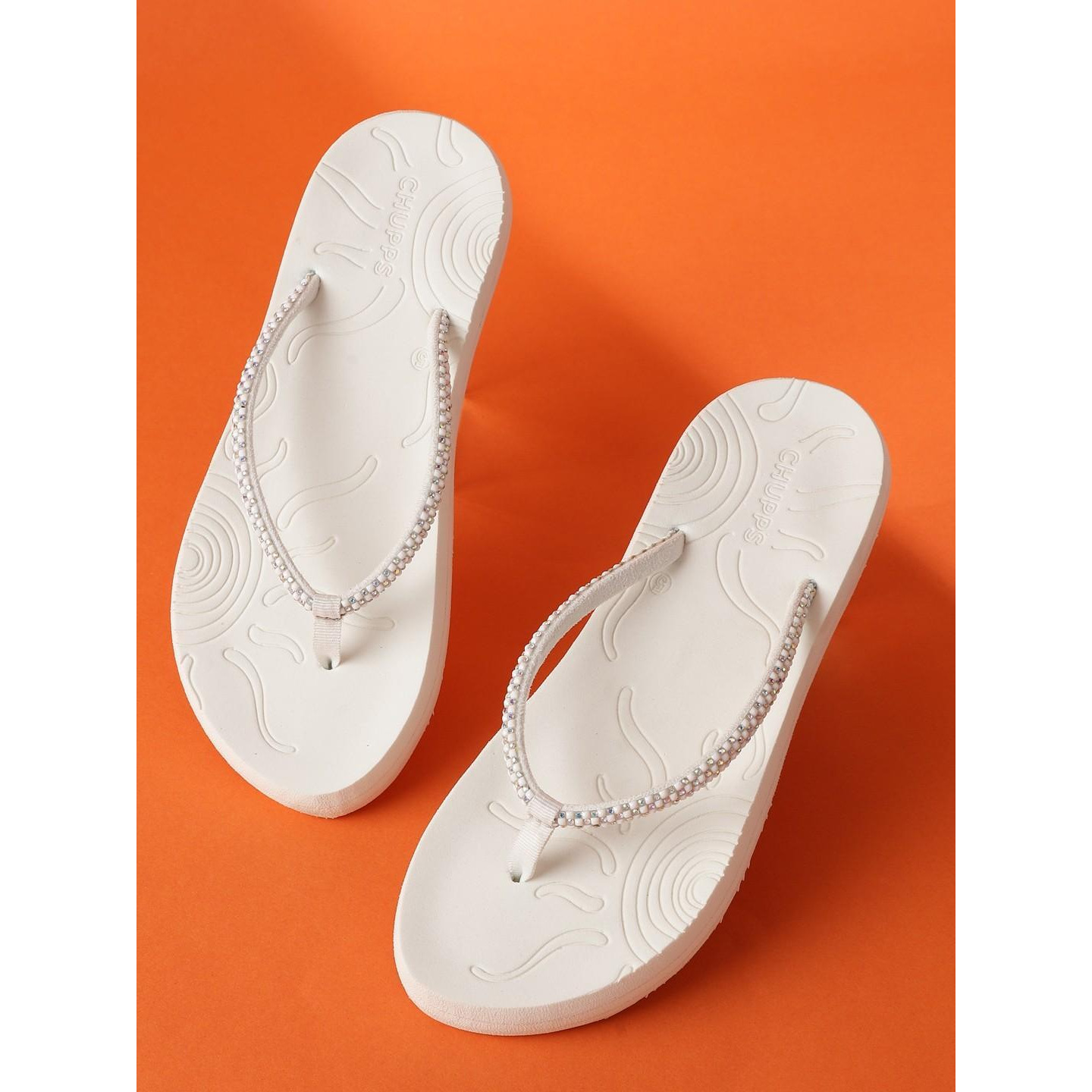 Chupps Women's solis off white Flipflop & Sliders