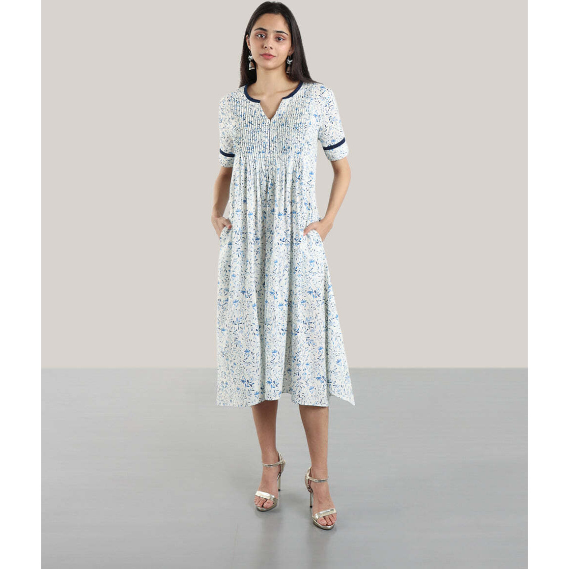 DITSY FOLK DRESS (WHITE) L