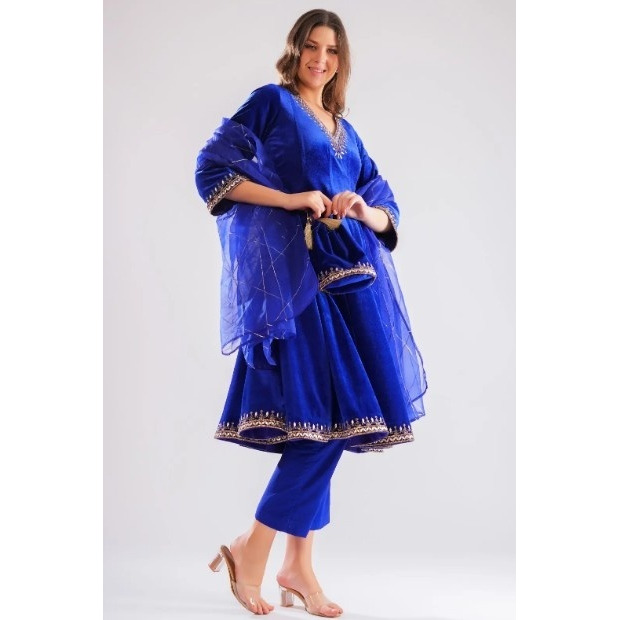 Sapphire Anarkali Set With Potli