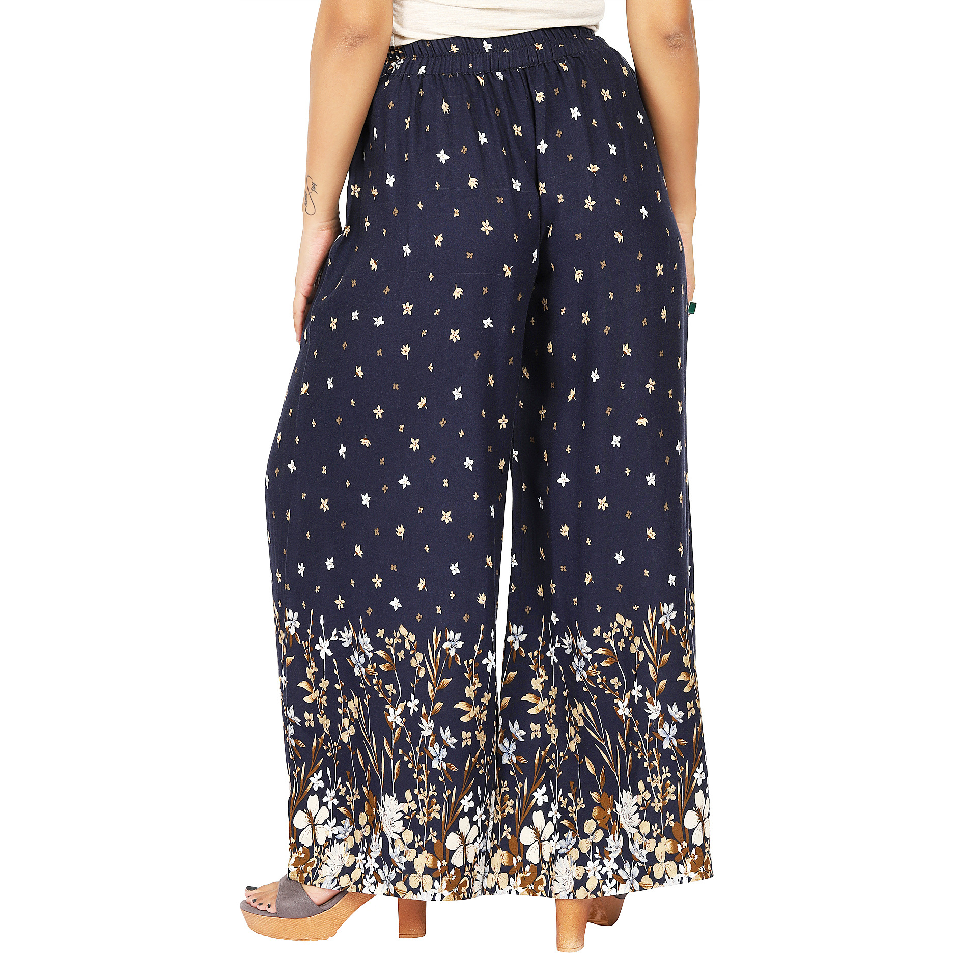 Craft Darbar Women's Designer Rayon Viscose Flower Print Palazzo / Wide Capri Pants / Trousers (Blue)_Small (Size: Small)