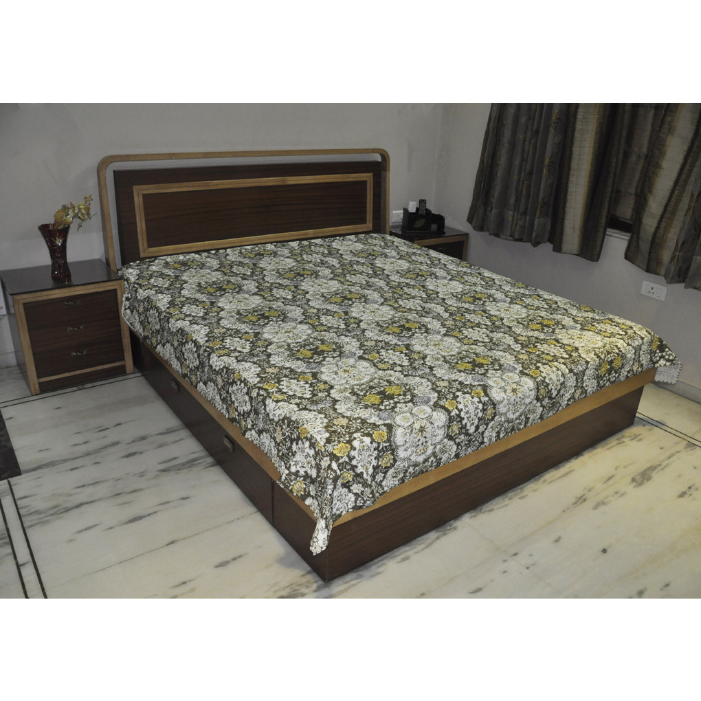 Brown Printed Double Bed Sheet Bed Cover Bedspread Tapestry 113 Cm