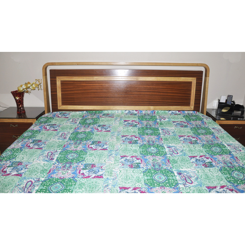 Indian Double Size Bedspreads Kantha Paisley Printed Cotton Bedsheet Tapestry