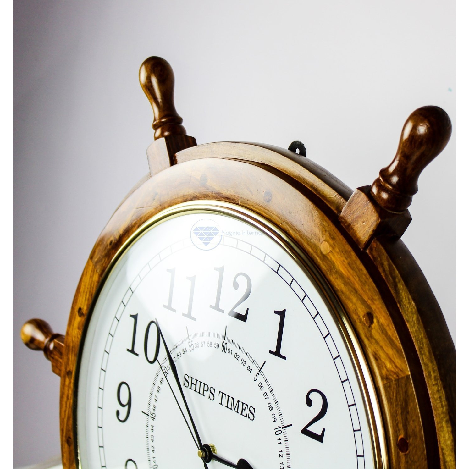 Winmaarc Nautical Hand Crafted Wooden Ship Wheel Quartz Times Wall Clock Home Dcor