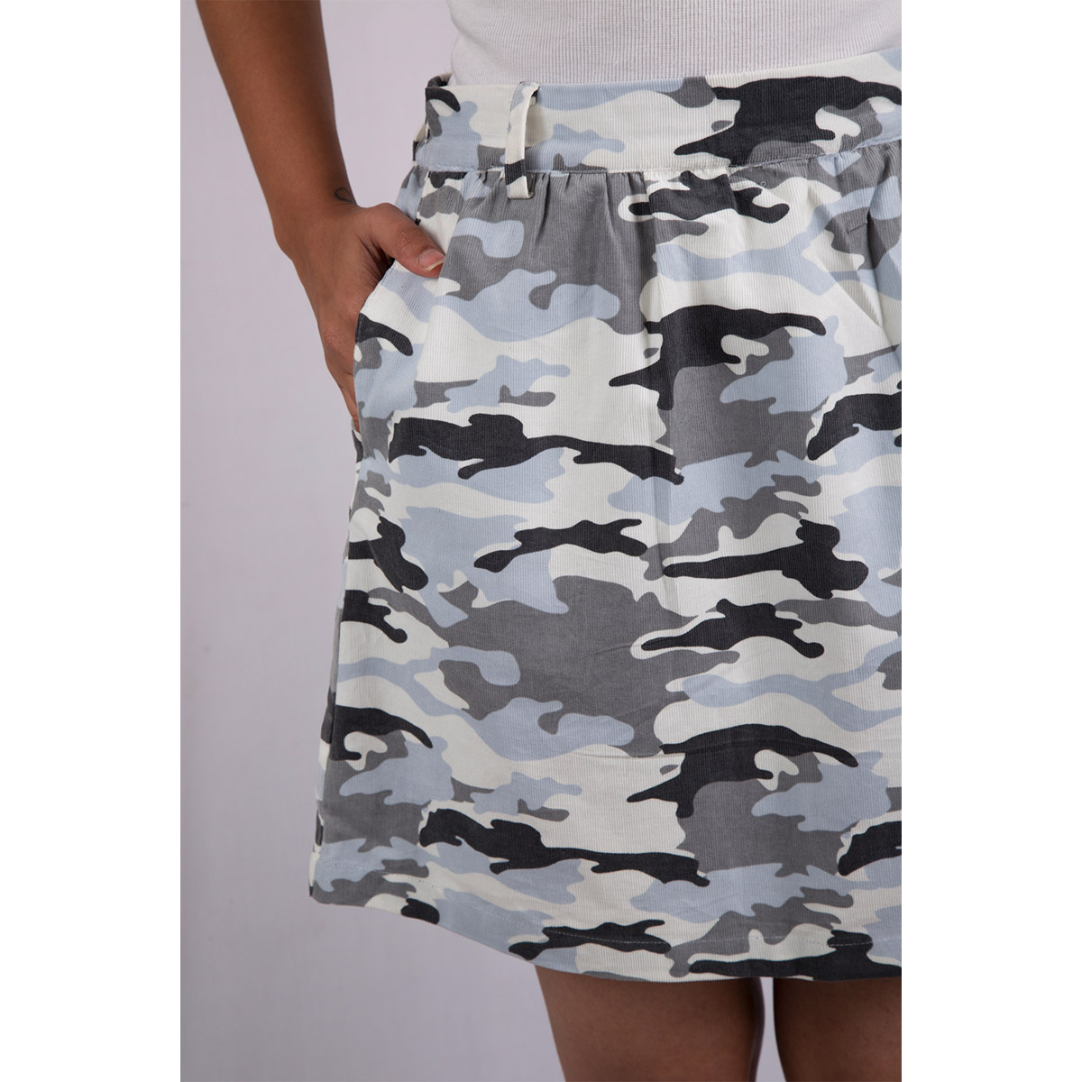 Pink Flamingo Clothing Grey and White Camo Skirt S (Size: Small)