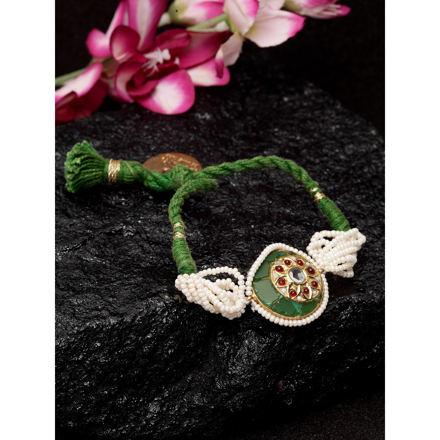 Emerald bracelet