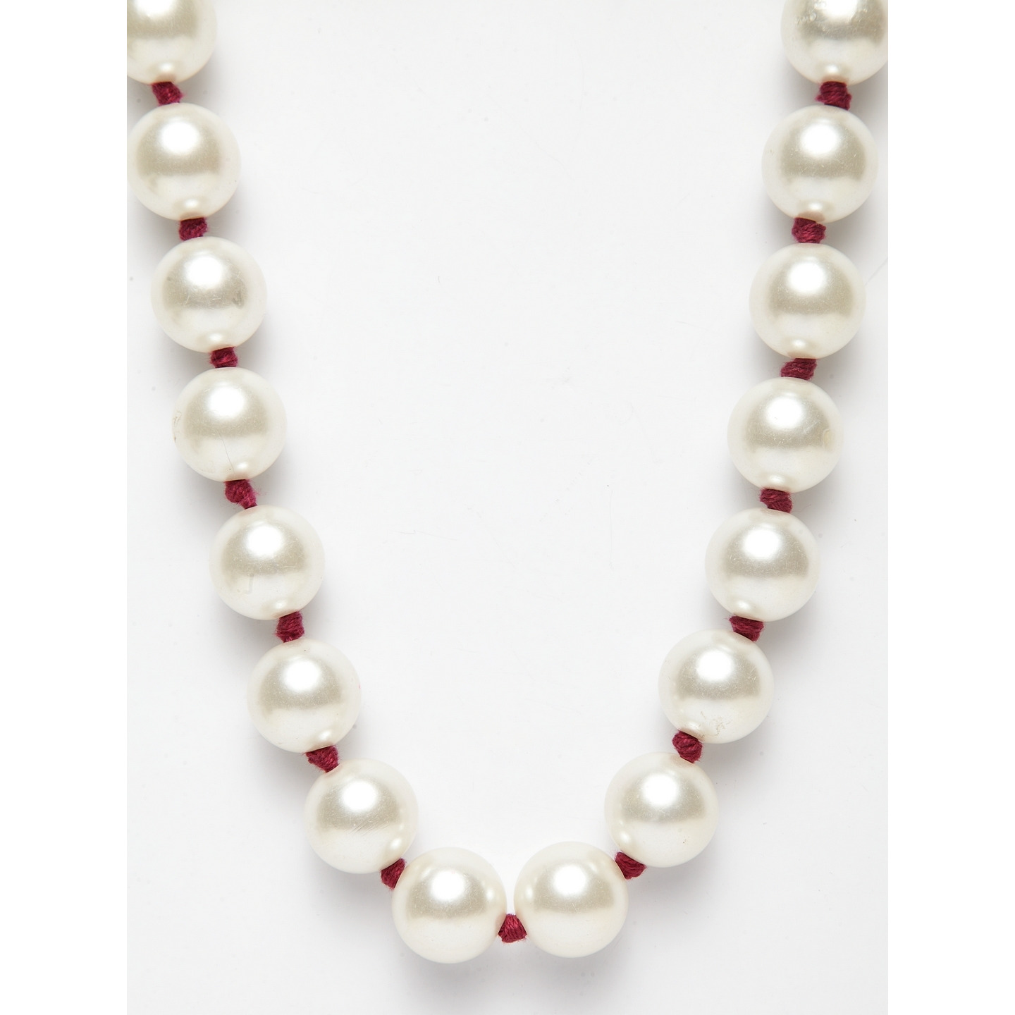 pearl string